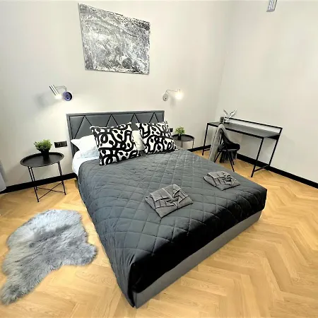 Luxury 100m2 Loft Design-apartment At Wawel + Netflix Apartment Krakau