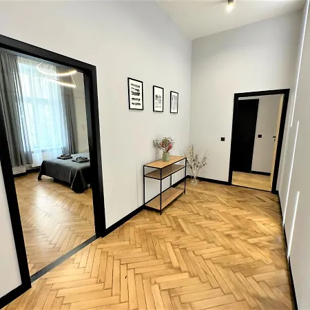 شقة Luxury 100m2 Loft Design-apartment At Wawel + Netflix