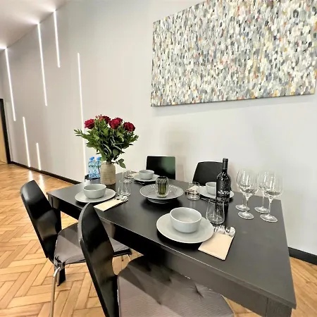 Luxury 100m2 Loft Design-apartment At Wawel + Netflix * Cracóvia